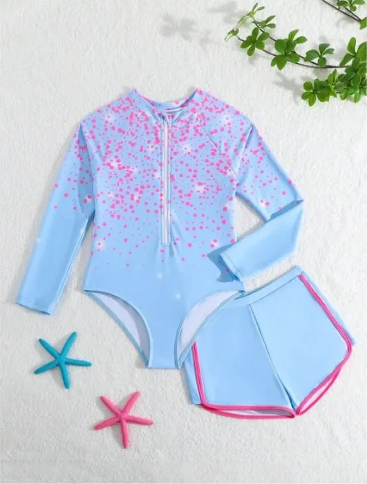 Traje de baño etero con short, Celeste con rosado