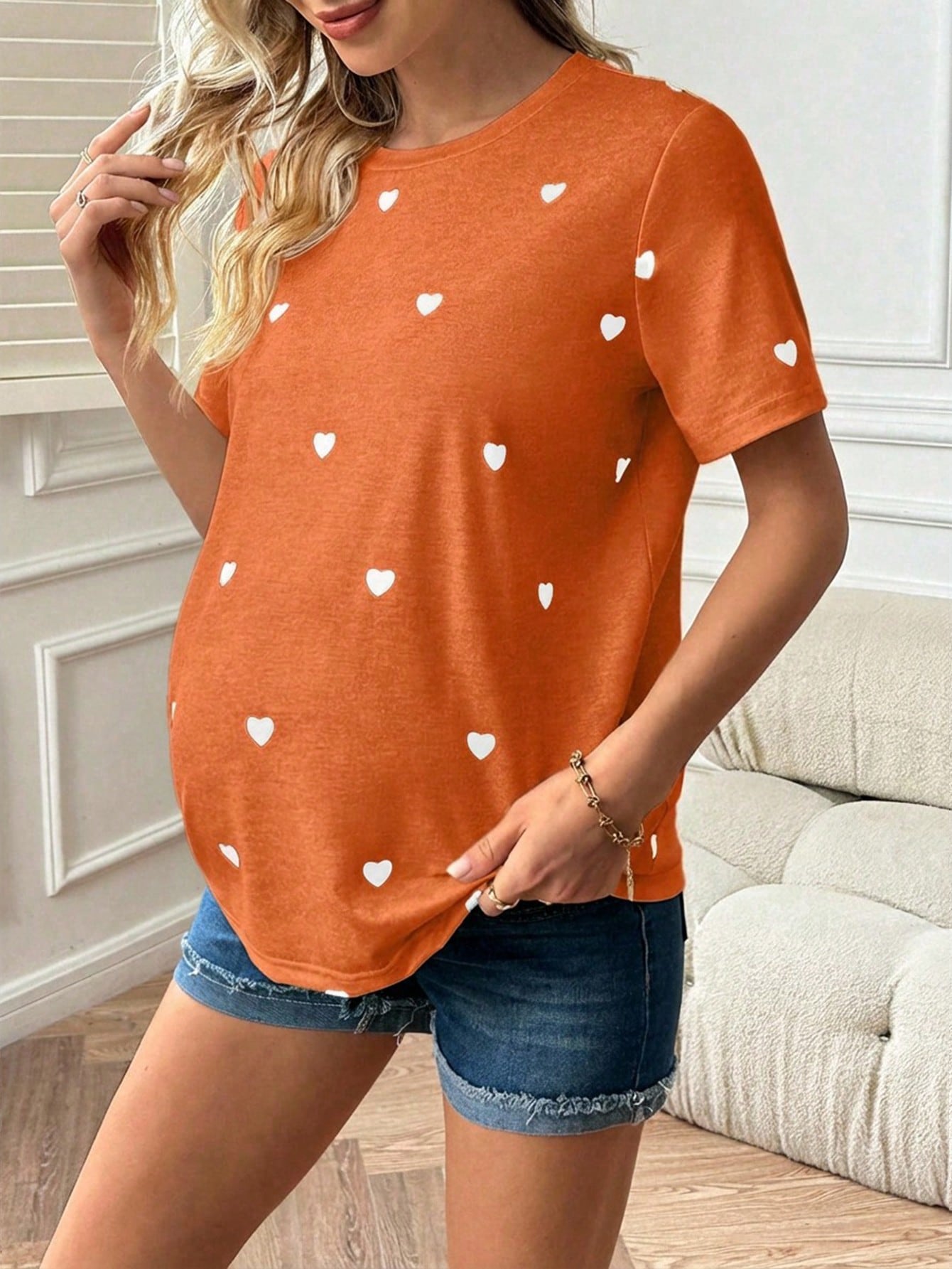 Camiseta casual de maternidad con gráfico de corazón